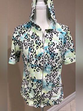 🍏 Weekends by Chicos Women’s Canguro Cotton/Spandex Zipped, Size 1 or M